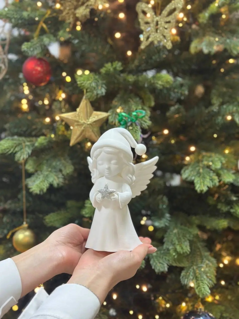 Символ ежегодного ОБластного благотворительного марафона «Свет Рождественской звезды» — Белый Ангел