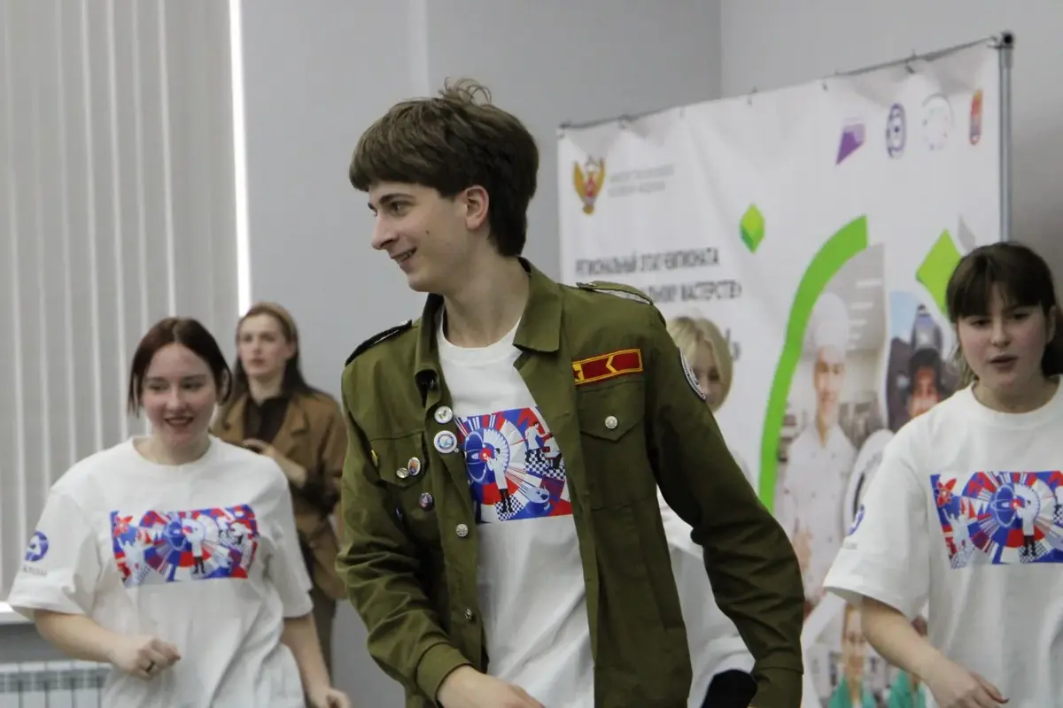 19 февраля 2026 года продолжается реализация деловой программы для учащихся 7-9 классов