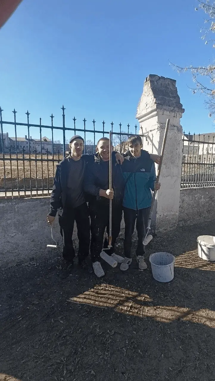 ТРАДИЦИОННЫЙ ВЕСЕННИЙ СУББОТНИК В «ТЕХНОЛОГИЧЕСКОМ КОЛЛЕДЖЕ»