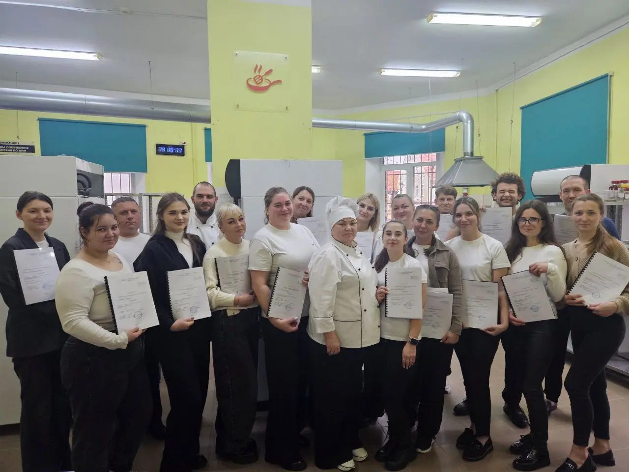 Итоговая аттестация обучающихся заочной формы обучения по специальности 43.02.15 