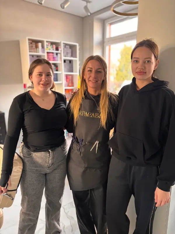 Экскурсия на предприятия индустрии красоты - опыт для студентов Советска